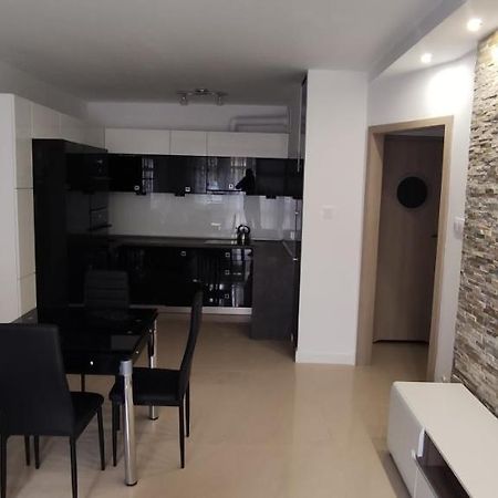 Apartament „Nad Jeziorkiem“ Kętrzyn Exterior foto