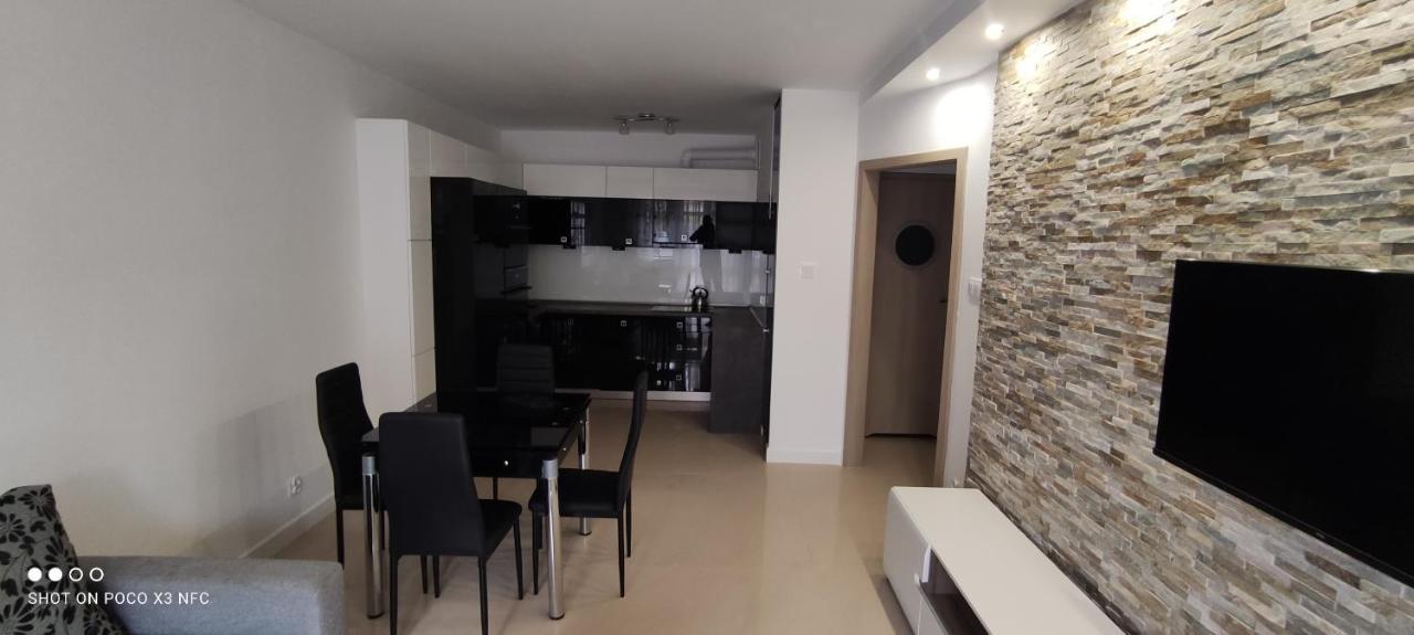 Apartament „Nad Jeziorkiem“ Kętrzyn Exterior foto